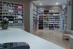 Profesjonalne artykuły fryzjerskie, kosmetyczne, pielęgnacyjne, higieniczne, do depilacji, masażu, manicure, SPA, BIO, EKO, antyalergiczne - bardzo szeroki wybór!