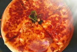 Chaczapuri megrul - to ciasto drożdżowe z serem (gruz. chaczo - twaróg, puri-chleb)