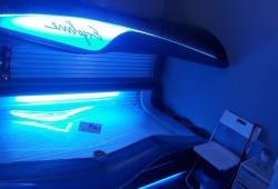 Kabina 2: Ergoline Avantgarde - 1,40zł /1min