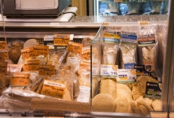 Produkty SuperDrob to fantastyczne pomysły na obiad dla całej rodziny, przekąskę do pracy, szkoły oraz na wieczór z przyjaciółmi