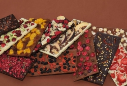 Podkarpcie to nie tylko pyszne, tradycyjne wędliny czy wyjątkowe sery kozie. W położonej nieopodal Krosna Korczynie Mirosław Pelczar produkuje czekolady. Zero chemii, ale 100 procent pasji i prawdziwej czekolady.