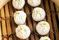 Pierogi z wieprzowiną i krewetką 8 szt.  14.00zł